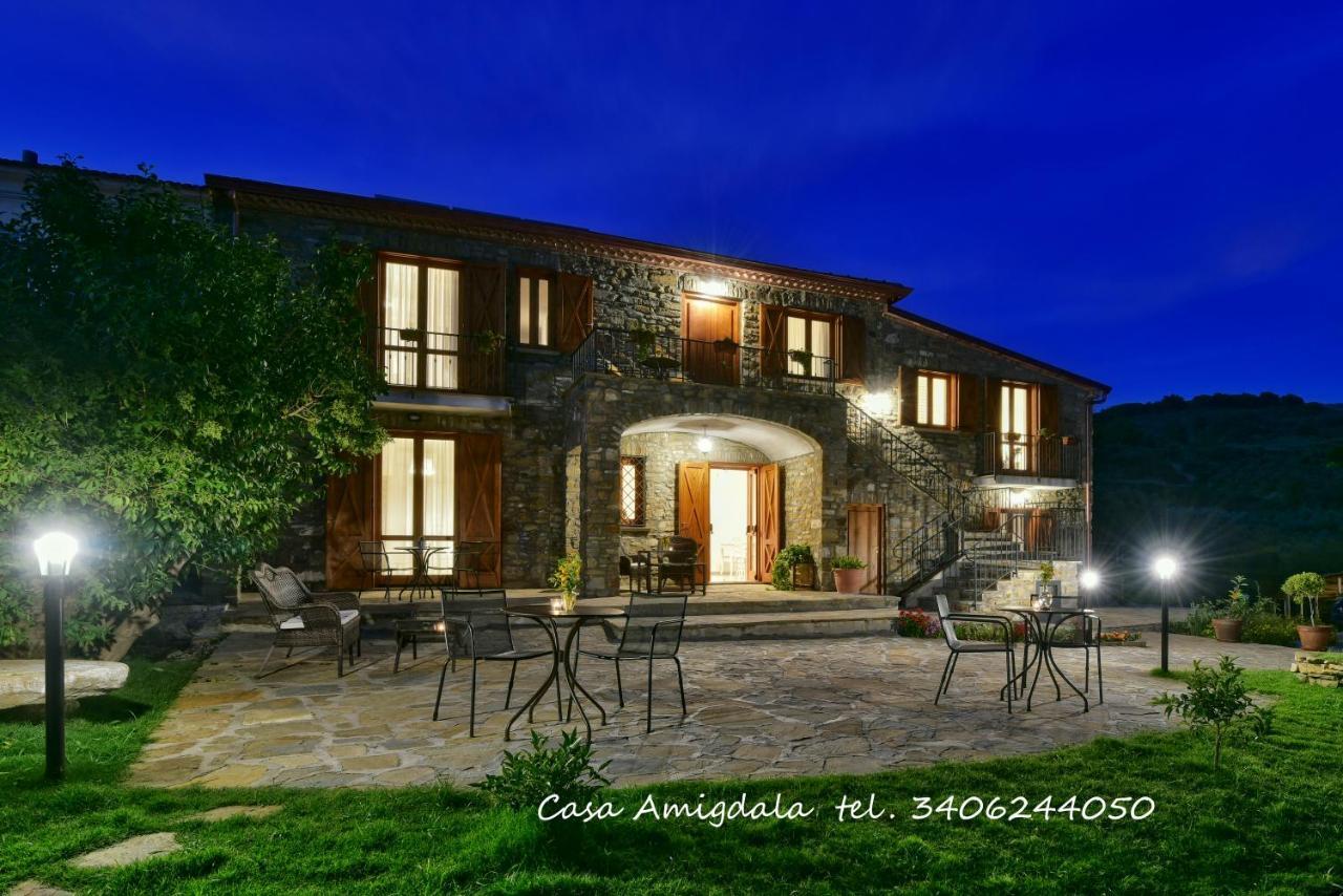 مبيت وإفطار كاستيلاباتي Casa Amigdala المظهر الخارجي الصورة